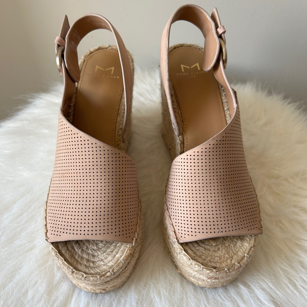 Marc Fisher Mlandela Espadrilles SZ 7.5M